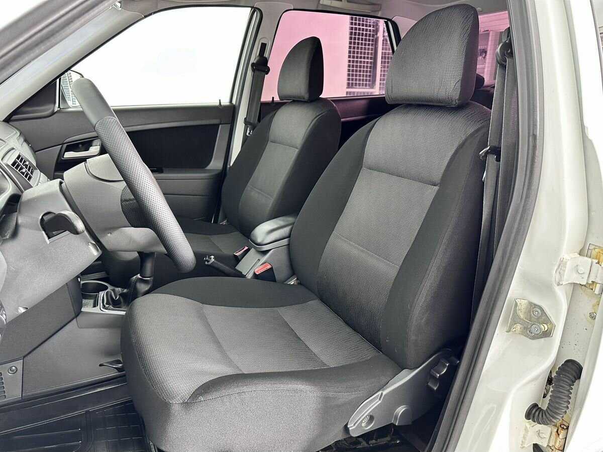 Lada (ВАЗ) Priora б/у, 2017, Механическая. Фото: #7