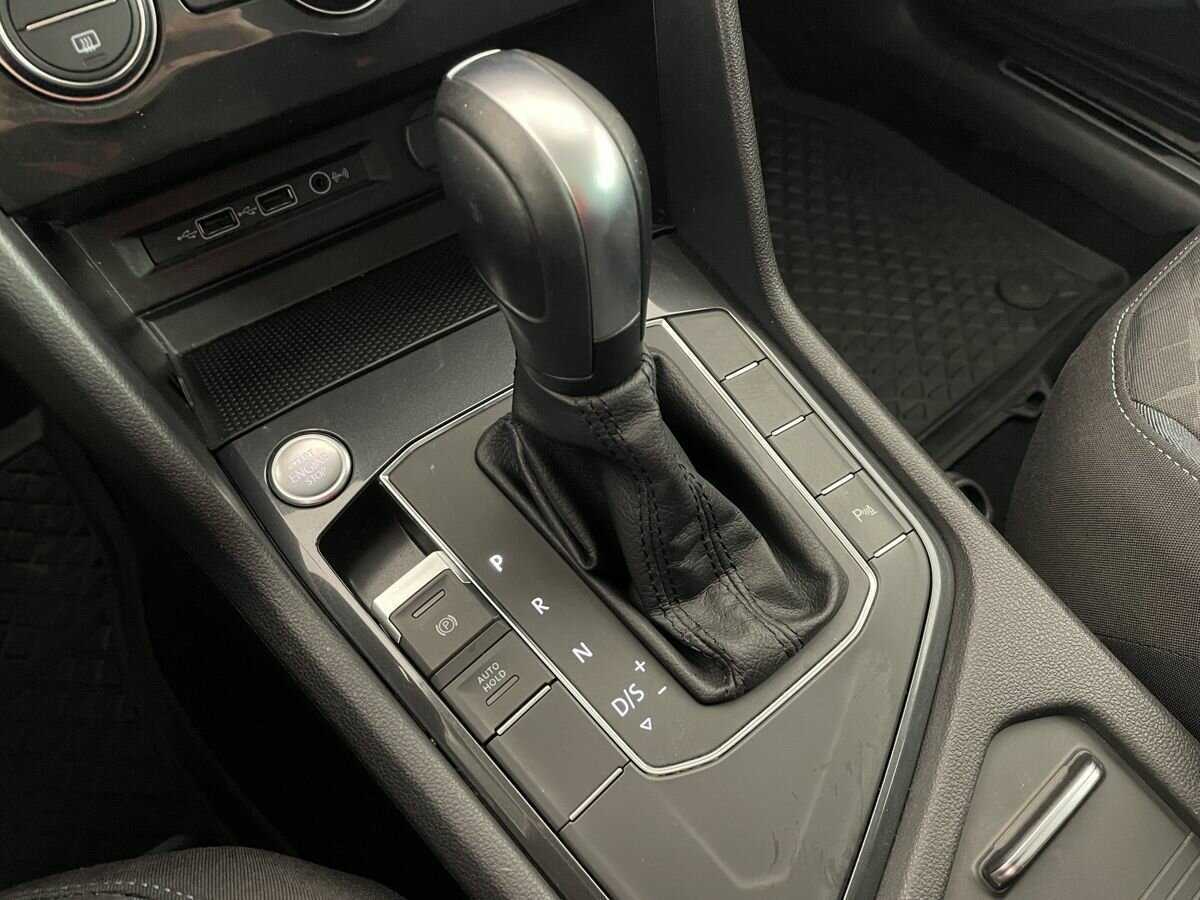 Volkswagen Tiguan б/у, 2019, Роботизированная. Фото: #12