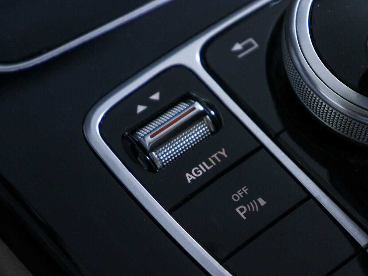 Mercedes-Benz C-Класс б/у, 2015, Автоматическая. Фото: #18