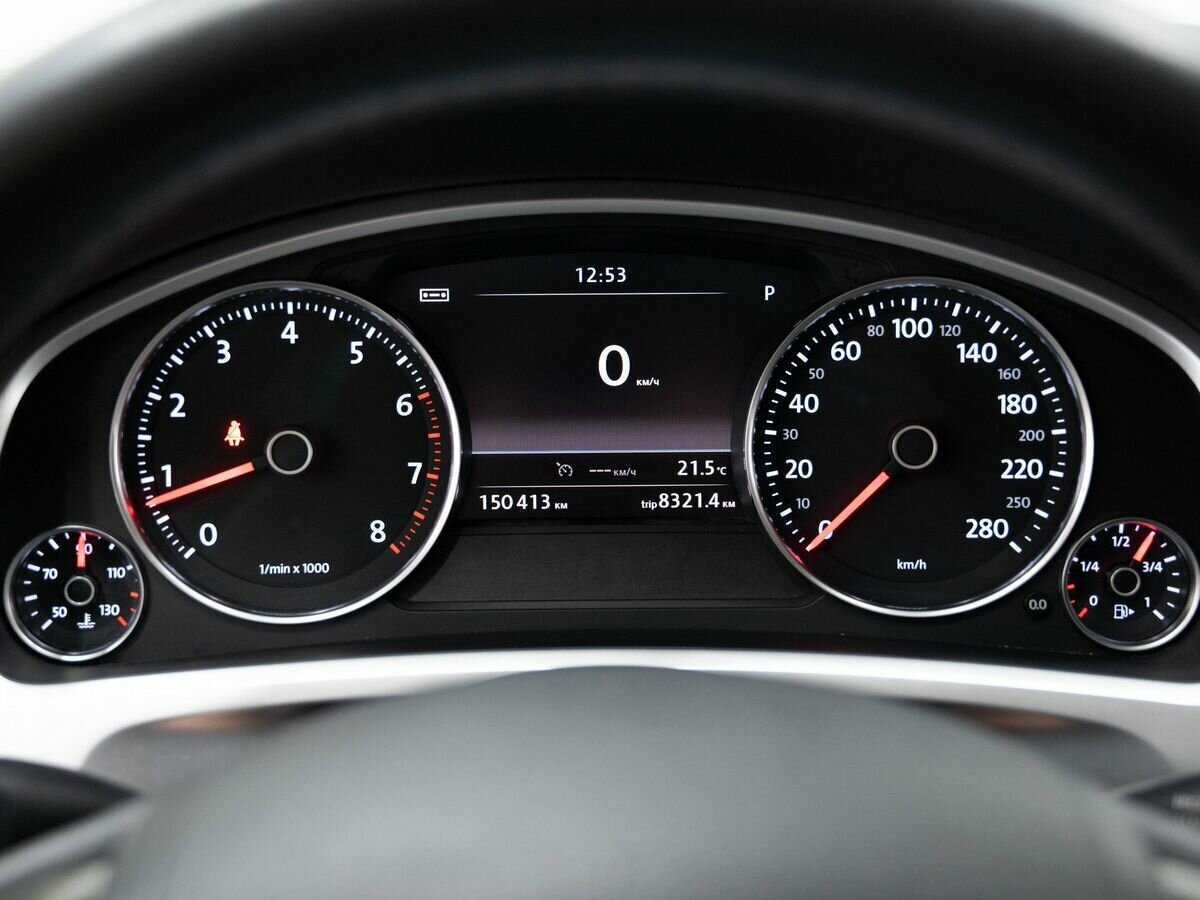 Volkswagen Touareg б/у, 2015, Автоматическая. Фото: #21
