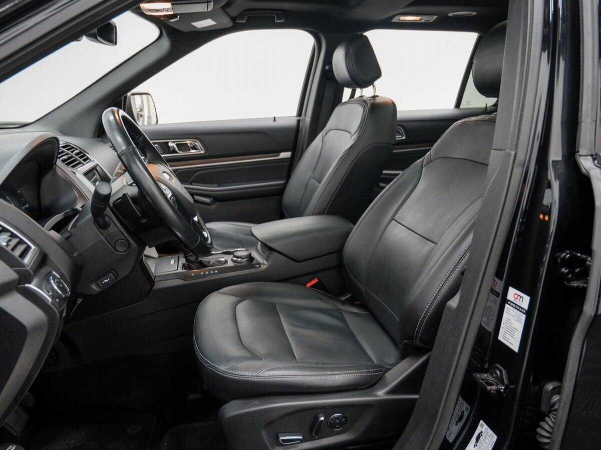 Ford Explorer б/у, 2017, Автоматическая. Фото: #16