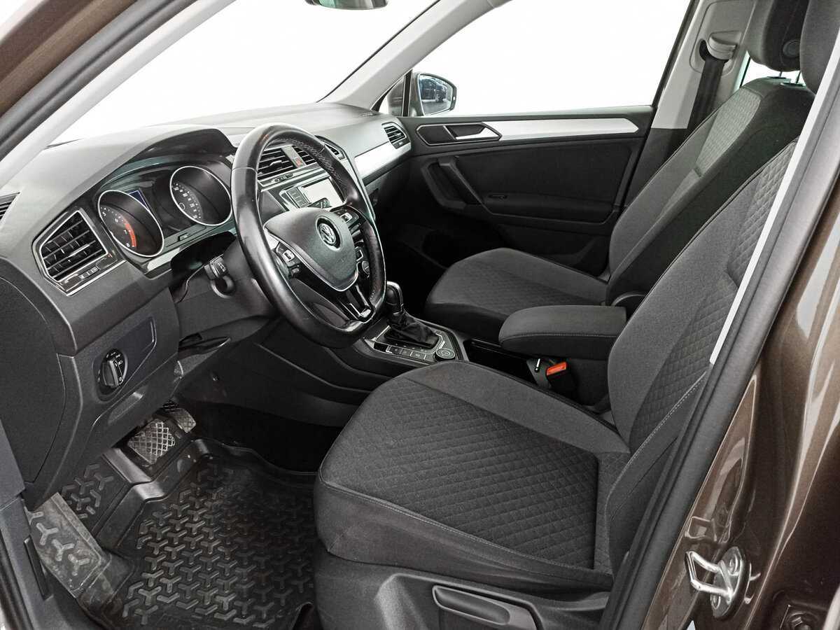 Фольксваген Тигуан б/у, 2017, Роботизированная. Фото: #13