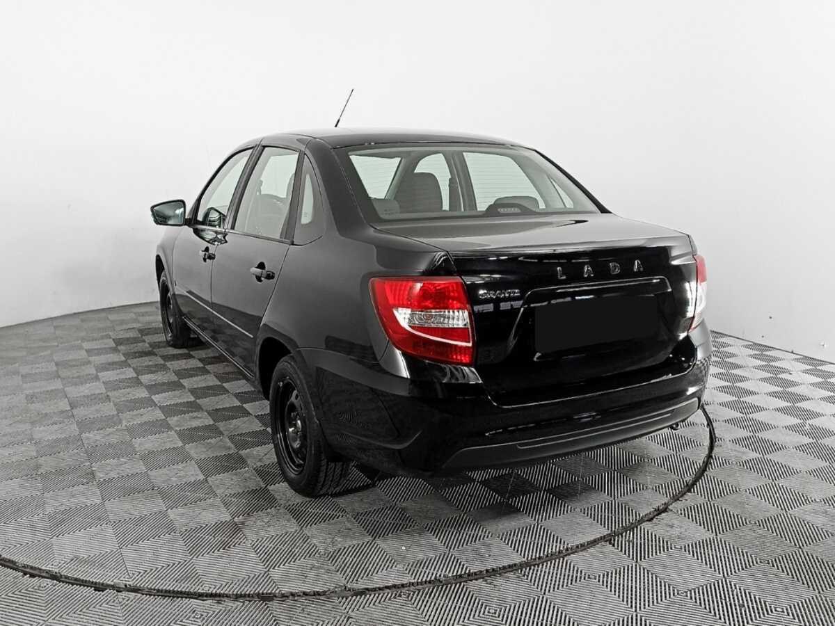 Лада (ВАЗ) Гранта б/у, 2024, Механическая. Фото: #6