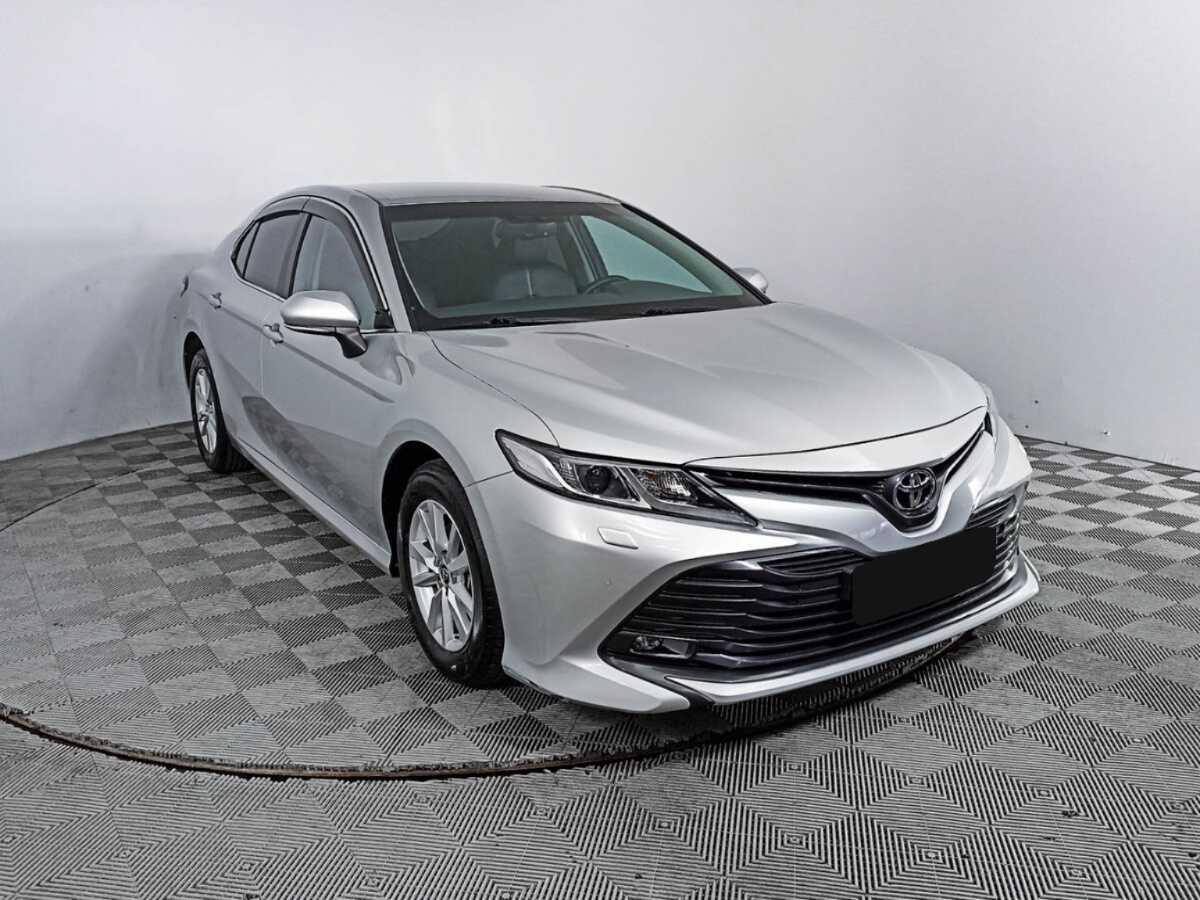 Toyota Camry б/у, 2019, Автоматическая. Фото: #2