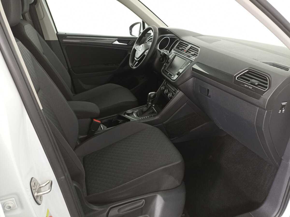 Volkswagen Tiguan б/у, 2017, Роботизированная. Фото: #8