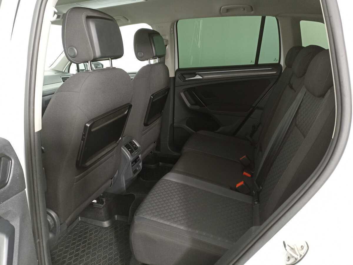 Volkswagen Tiguan б/у, 2017, Роботизированная. Фото: #9