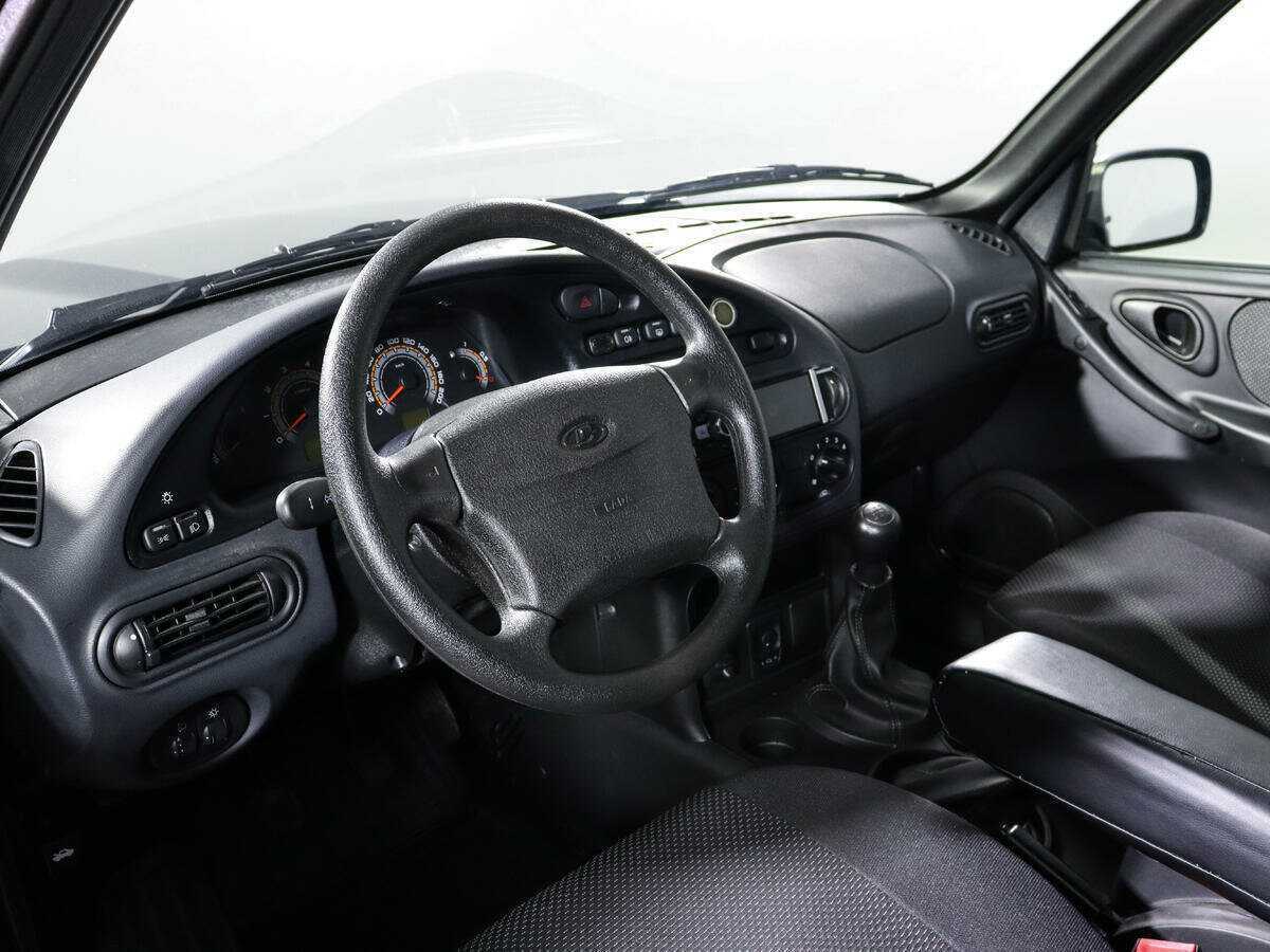 Лада (ВАЗ) Нива б/у, 2023, Механическая. Фото: #12