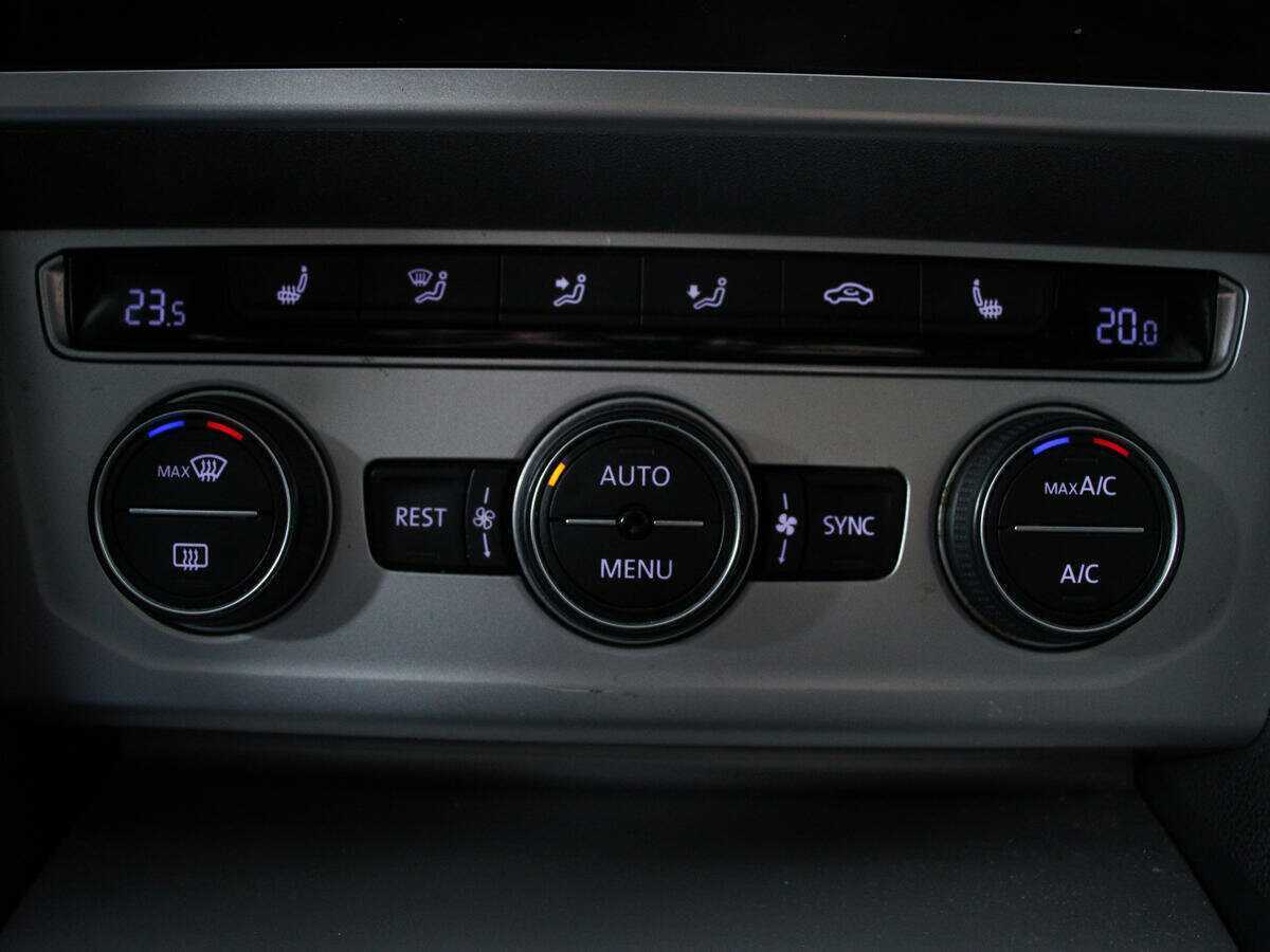 Фольксваген Пассат б/у, 2018, Роботизированная. Фото: #16