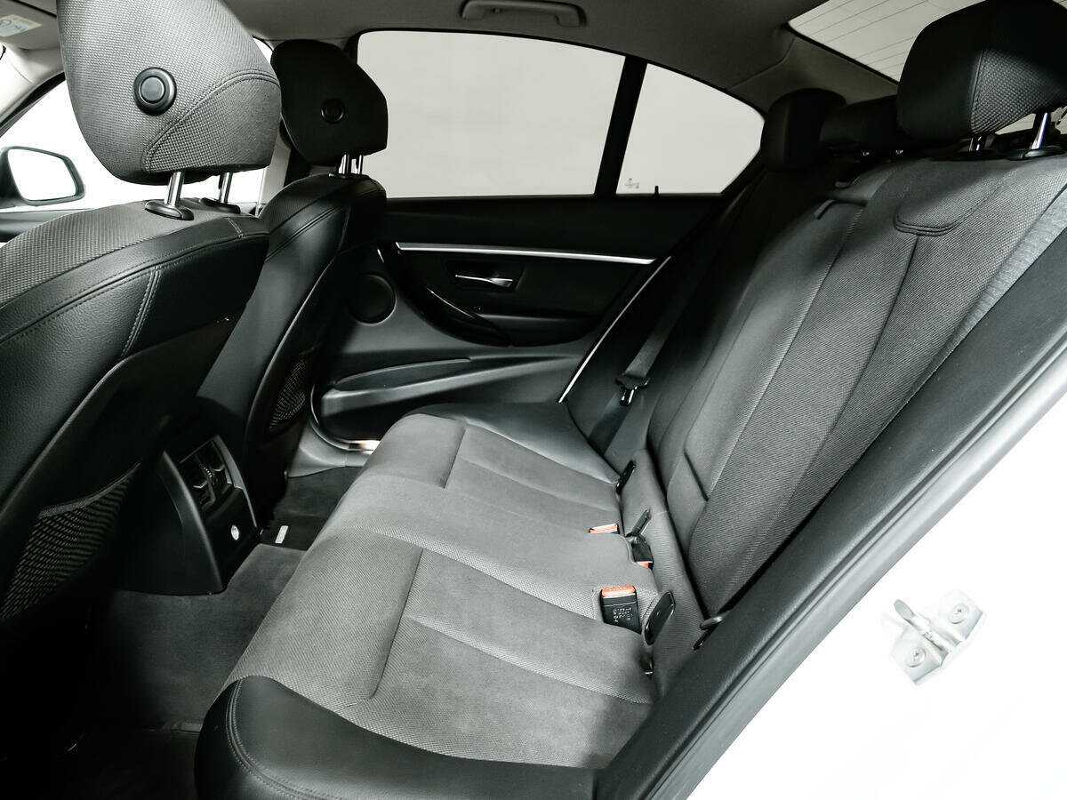 BMW 3 серии б/у, 2016, Автоматическая. Фото: #11