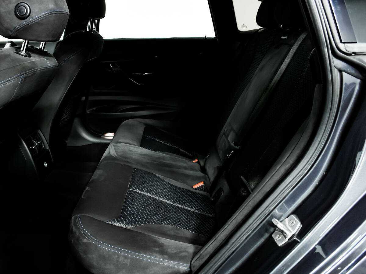 BMW 3 серии б/у, 2016, Автоматическая. Фото: #11