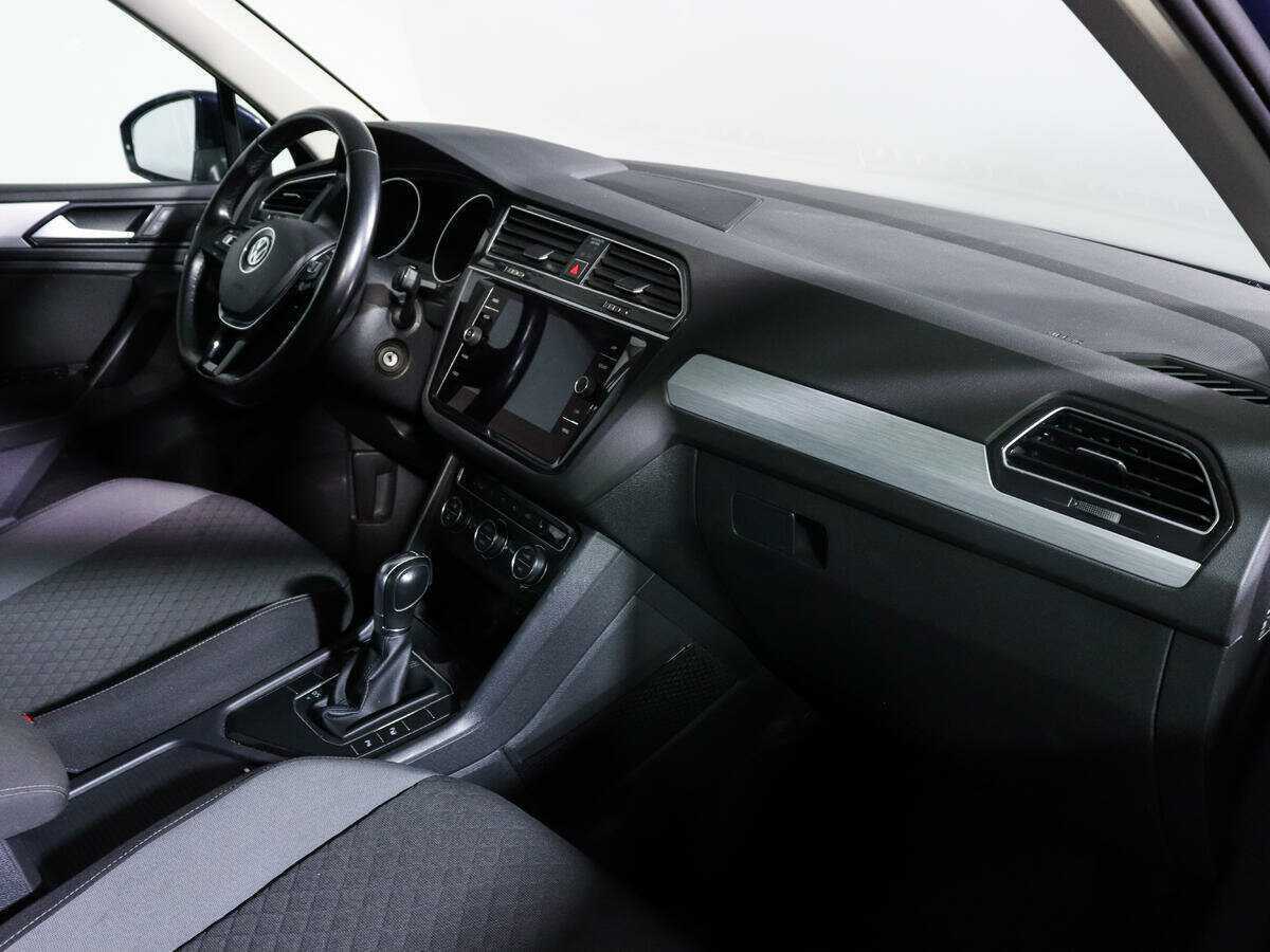 Фольксваген Тигуан б/у, 2017, Роботизированная. Фото: #6