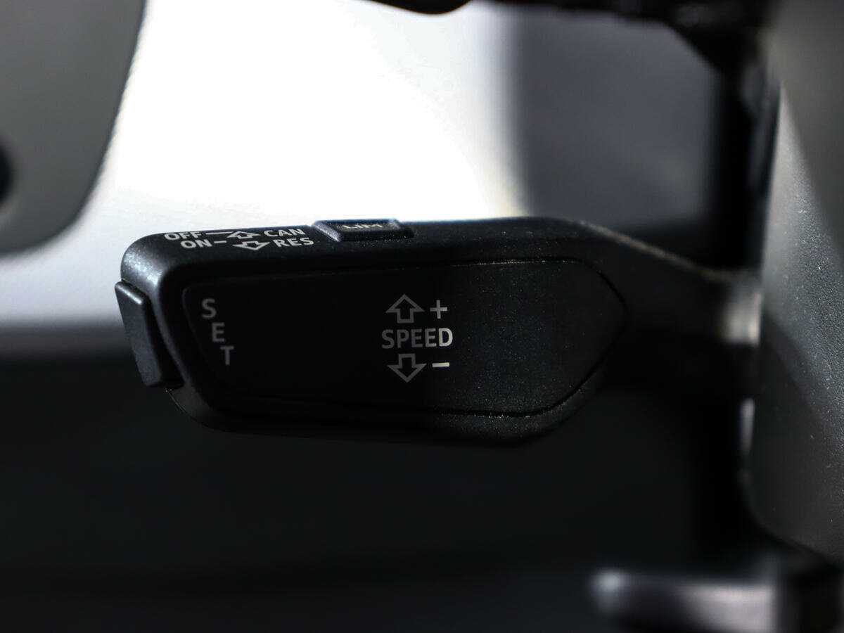 Audi A4 б/у, 2018, Роботизированная. Фото: #17