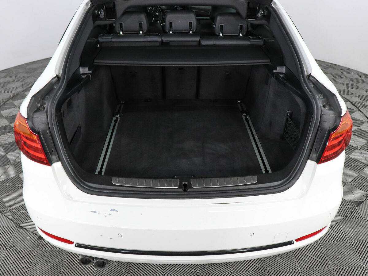 BMW 3 серии б/у, 2016, Автоматическая. Фото: #8