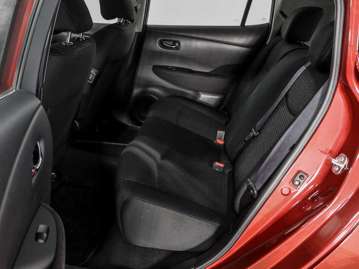 Nissan Leaf б/у, 2013, Автоматическая. Фото: #13