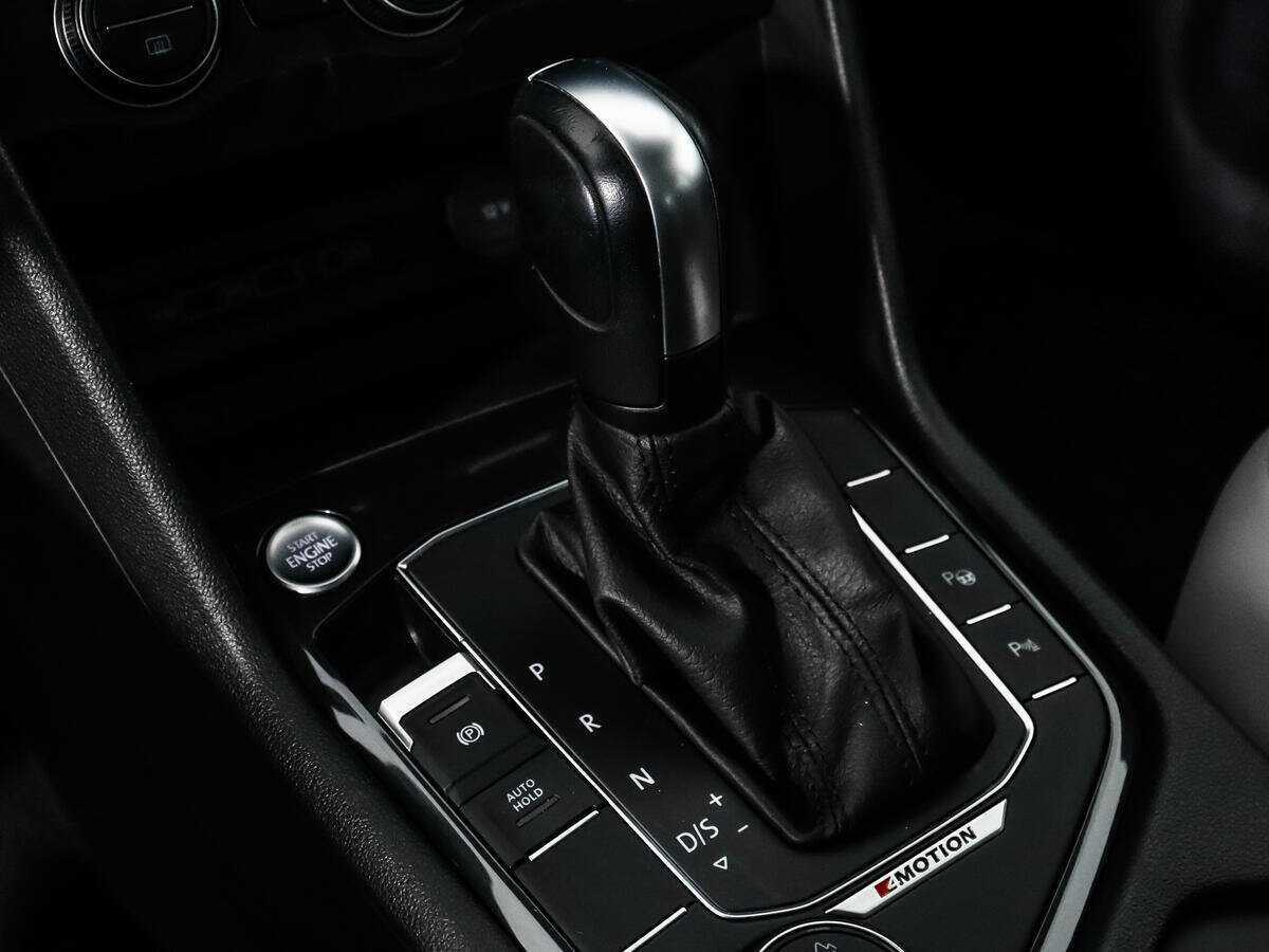 Volkswagen Tiguan б/у, 2019, Роботизированная. Фото: #9