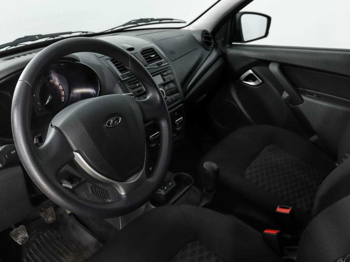 Лада (ВАЗ) Гранта б/у, 2023, Механическая. Фото: #8