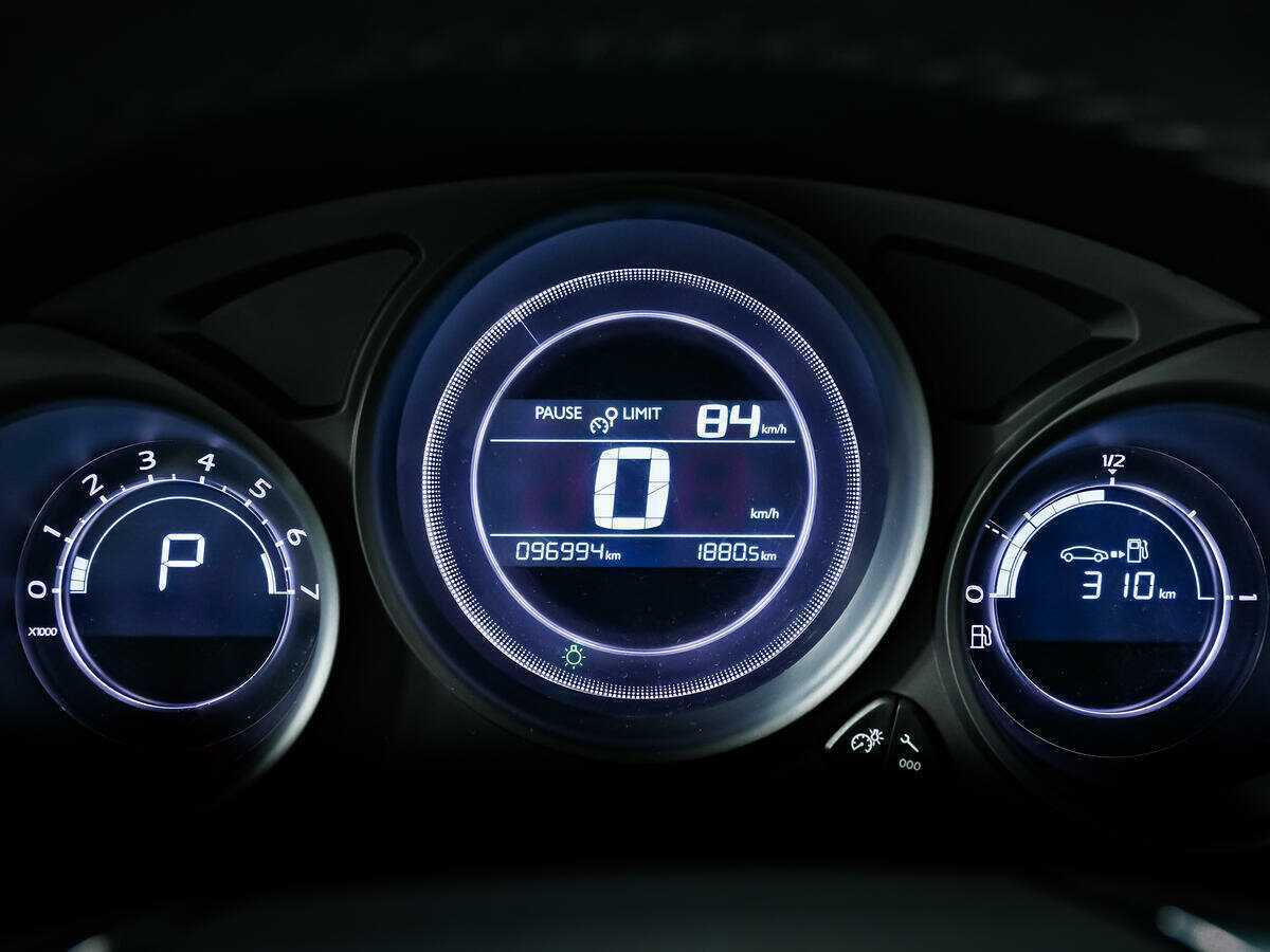 Citroen C4 б/у, 2016, Автоматическая. Фото: #7