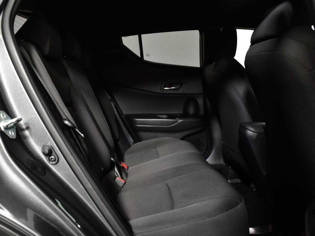 Toyota C-HR б/у, 2019, Вариатор. Фото: #9