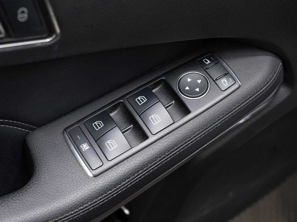 Mercedes-Benz E-Класс б/у, 2015, Автоматическая. Фото: #19