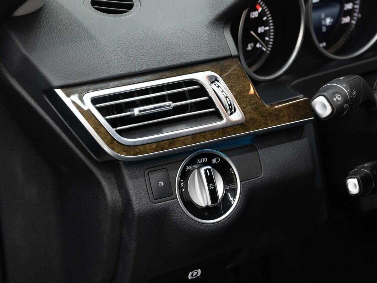 Mercedes-Benz E-Класс б/у, 2015, Автоматическая. Фото: #20