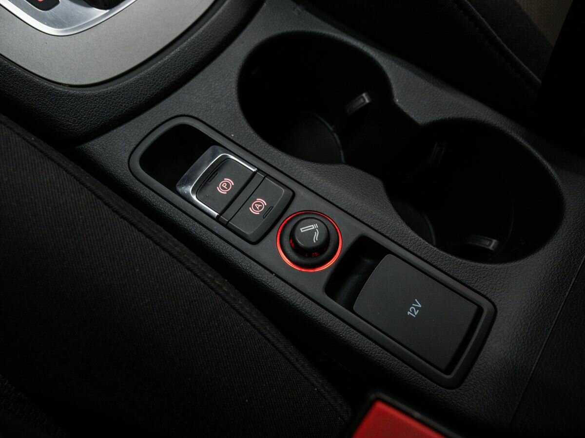 Audi Q3 б/у, 2014, Роботизированная. Фото: #20