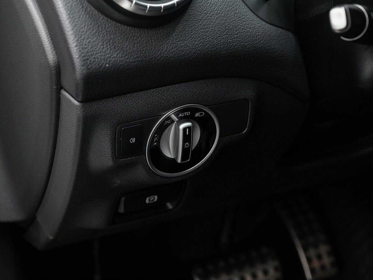 Mercedes-Benz CLA б/у, 2014, Роботизированная. Фото: #15