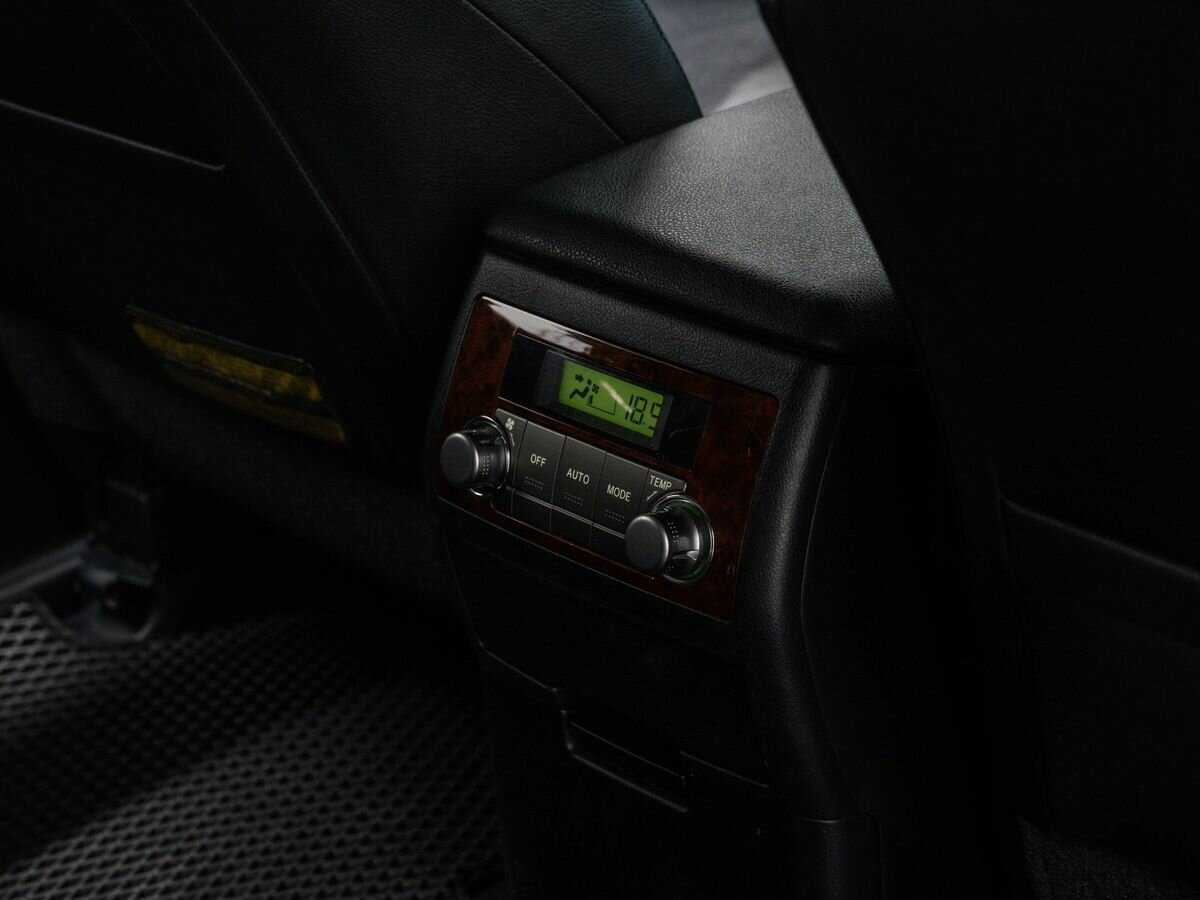 Тойота Хайлэндер б/у, 2012, Автоматическая. Фото: #9