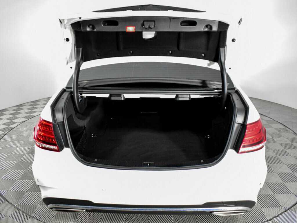 Mercedes-Benz E-Класс б/у, 2015, Автоматическая. Фото: #18