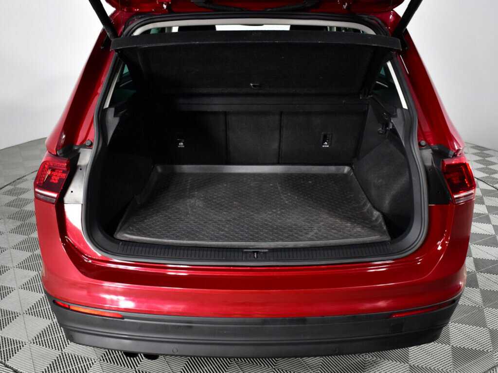 Volkswagen Tiguan б/у, 2018, Роботизированная. Фото: #15