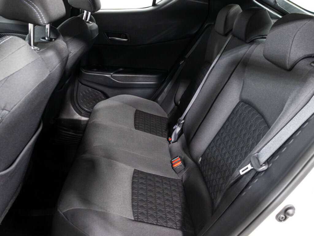 Toyota C-HR б/у, 2020, Вариатор. Фото: #9