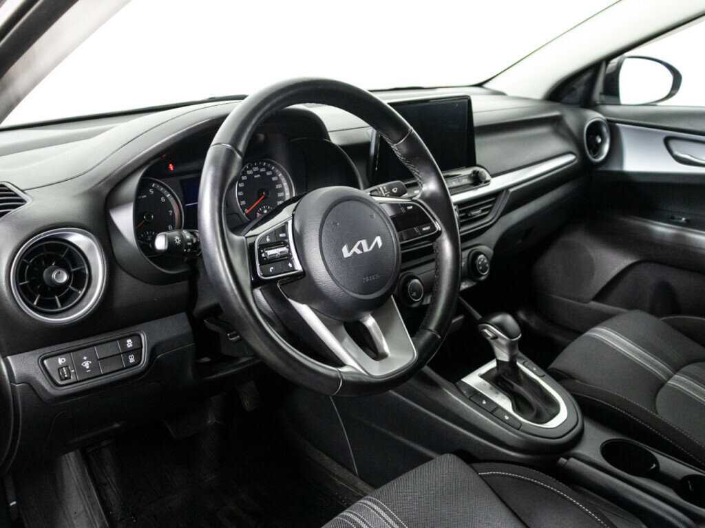 Kia Cerato б/у, 2022, Автоматическая. Фото: #10