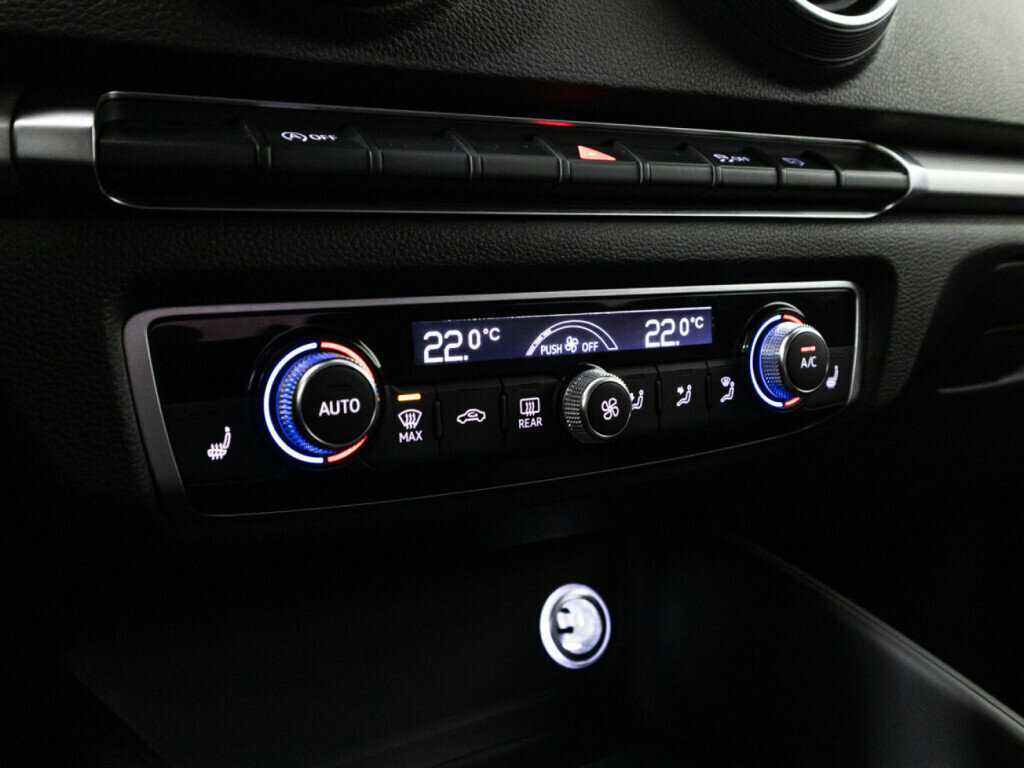 Audi A3 б/у, 2017, Роботизированная. Фото: #15