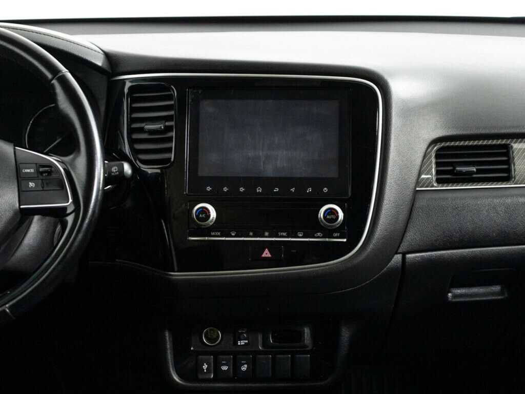 Mitsubishi Outlander б/у, 2021, Вариатор. Фото: #13