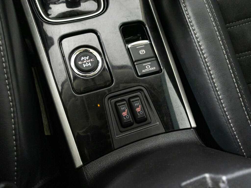 Mitsubishi Outlander б/у, 2021, Вариатор. Фото: #17