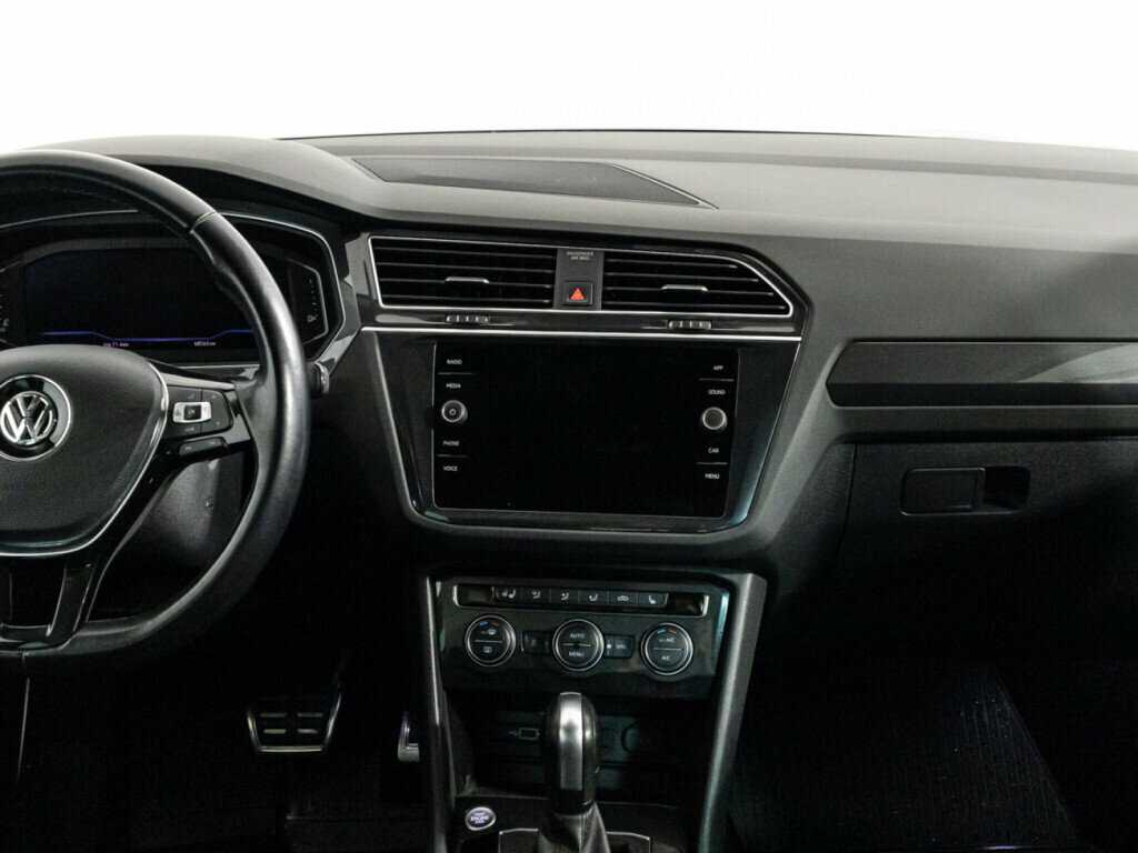 Volkswagen Tiguan б/у, 2020, Роботизированная. Фото: #13