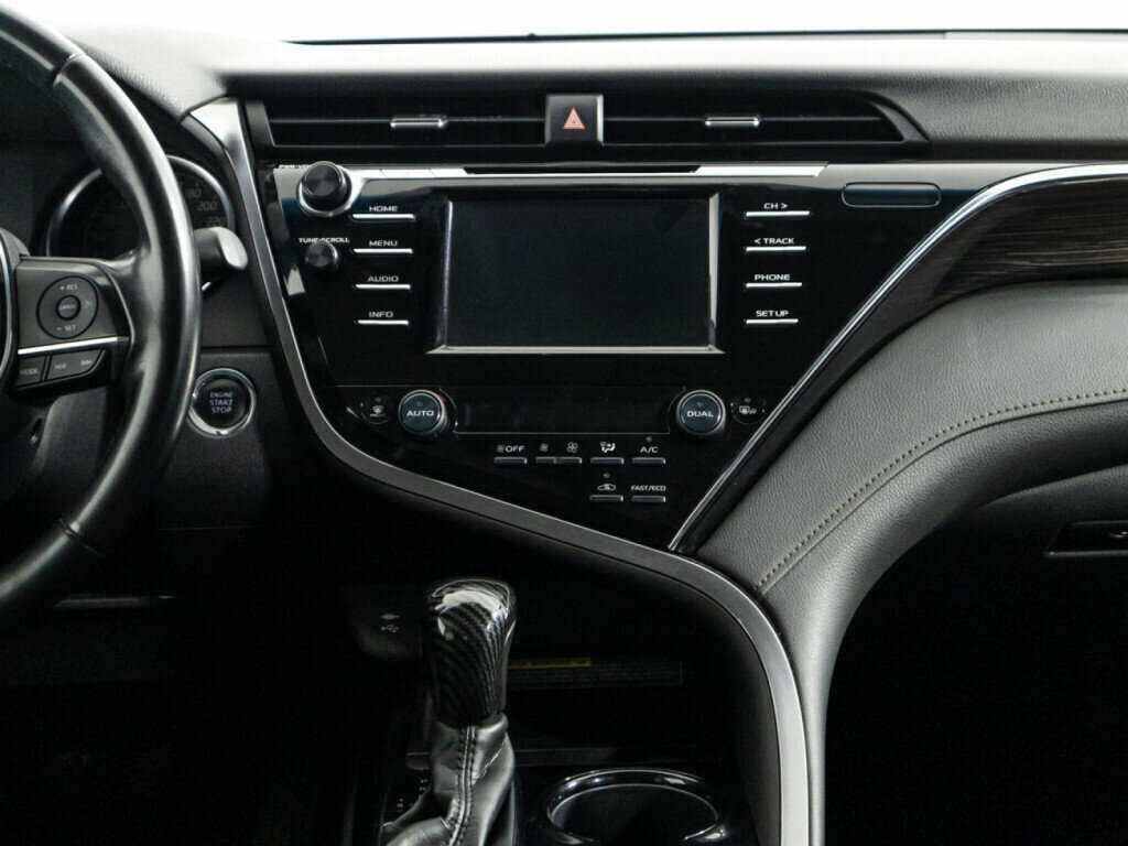 Toyota Camry б/у, 2020, Автоматическая. Фото: #13