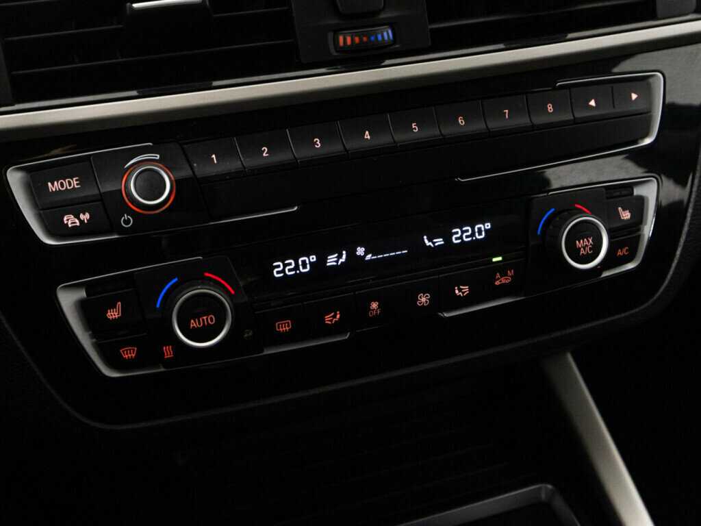 BMW 1 серии б/у, 2017, Автоматическая. Фото: #14