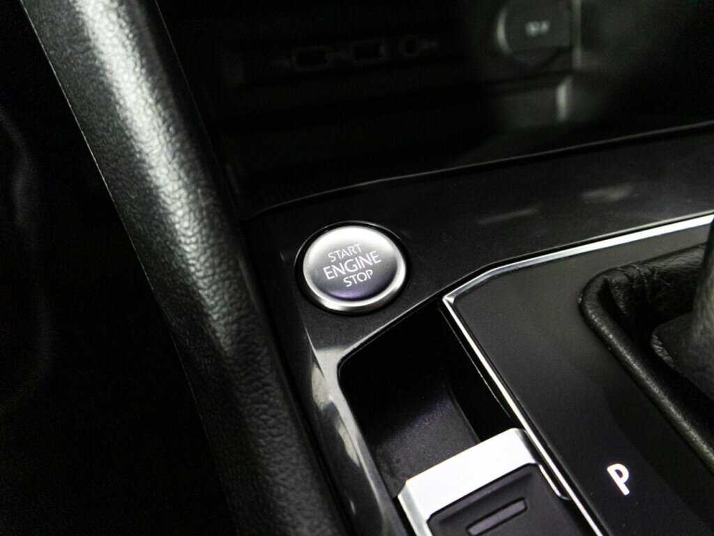 Volkswagen Tiguan б/у, 2018, Роботизированная. Фото: #18