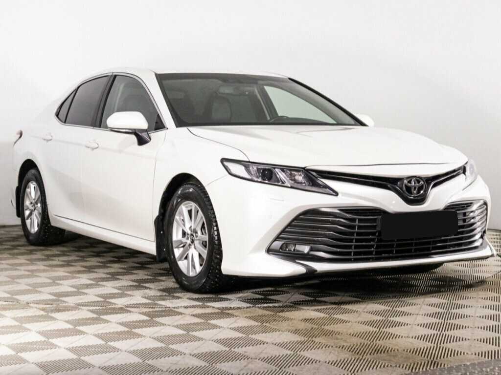 Toyota Camry б/у, 2018, Автоматическая. Фото: #2
