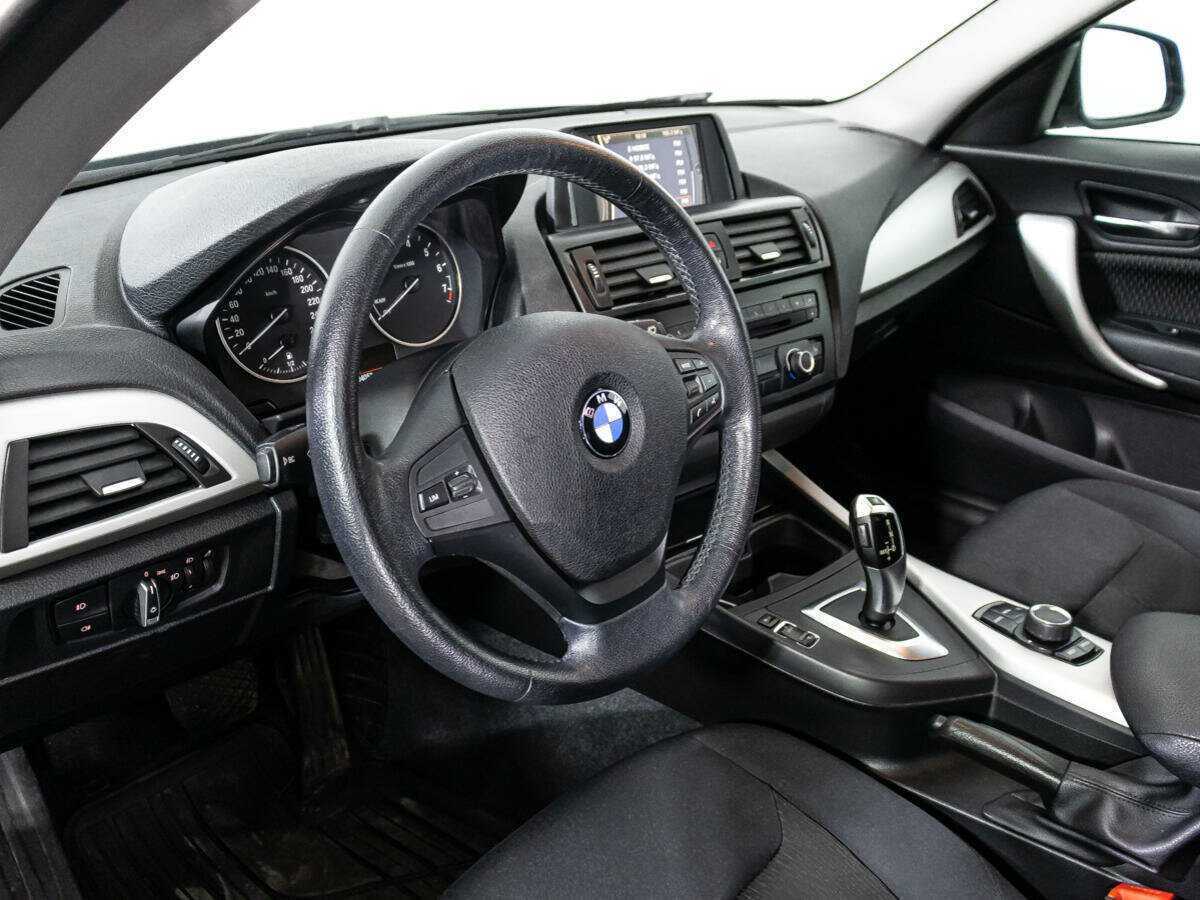 BMW 1 серии б/у, 2012, Автоматическая. Фото: #10