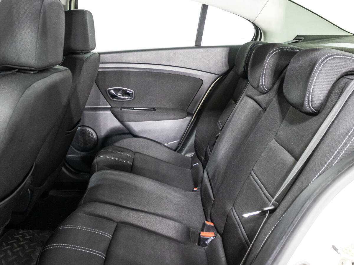 Renault Fluence б/у, 2013, Механическая. Фото: #9