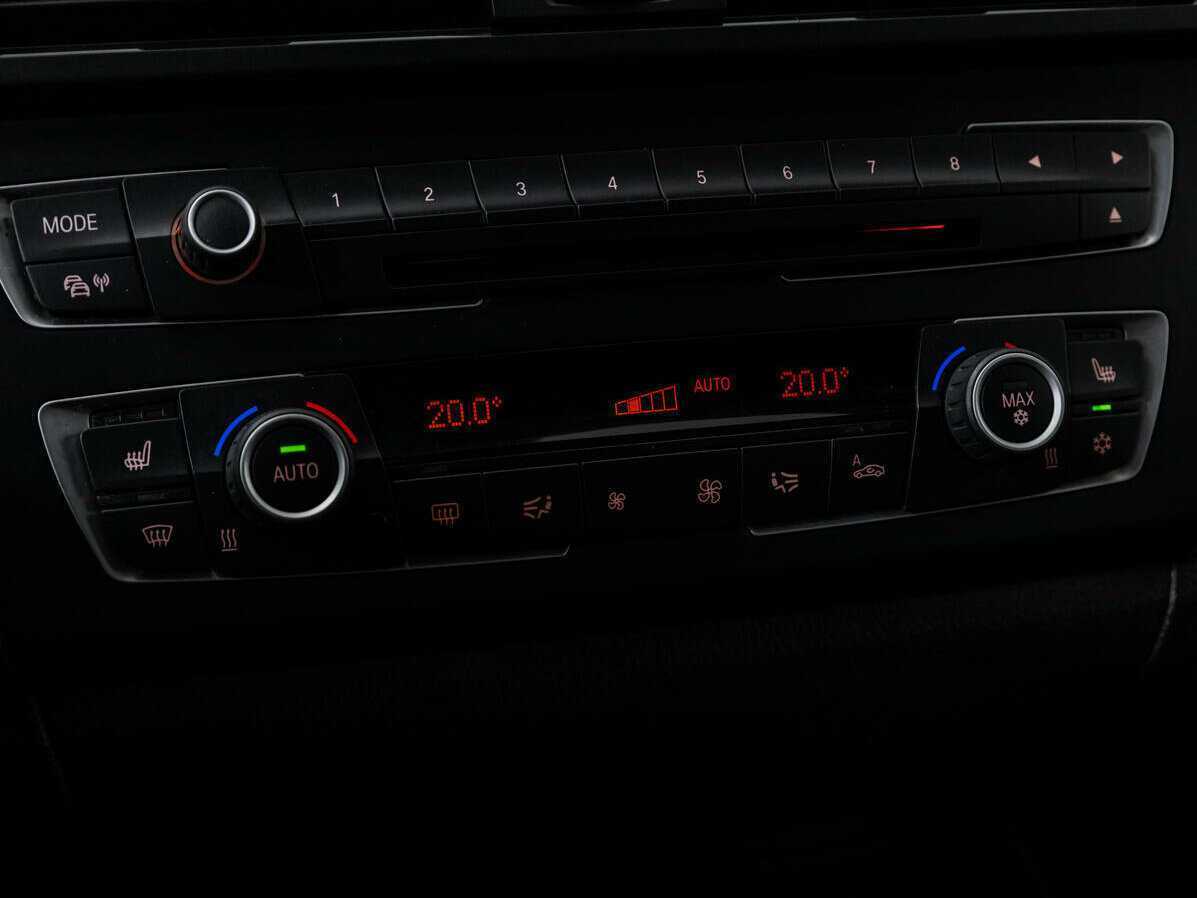 BMW 1 серии б/у, 2012, Автоматическая. Фото: #19