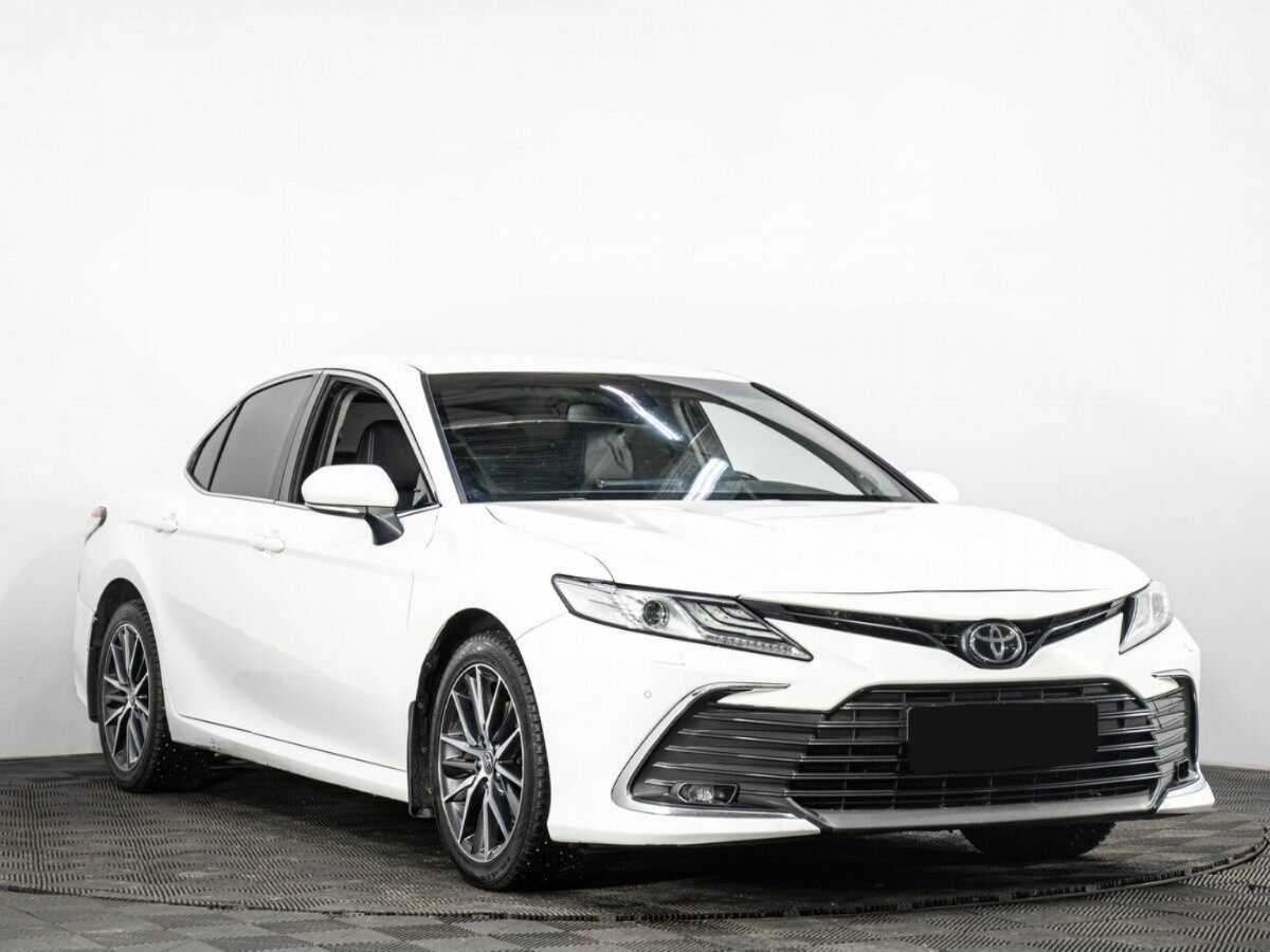 Toyota Camry б/у, 2022, Автоматическая. Фото: #2