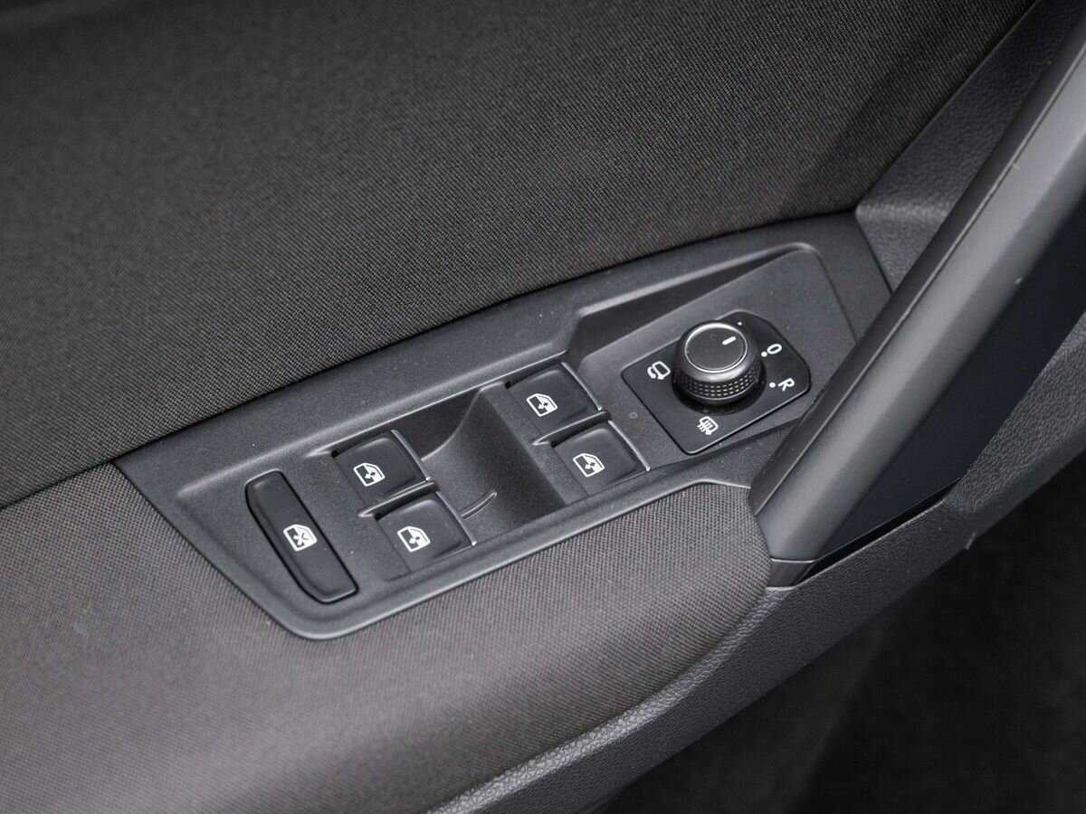 Volkswagen Tiguan б/у, 2017, Роботизированная. Фото: #19