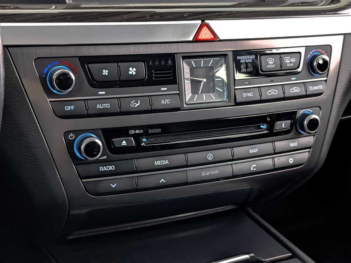 Hyundai Genesis б/у, 2015, Автоматическая. Фото: #24