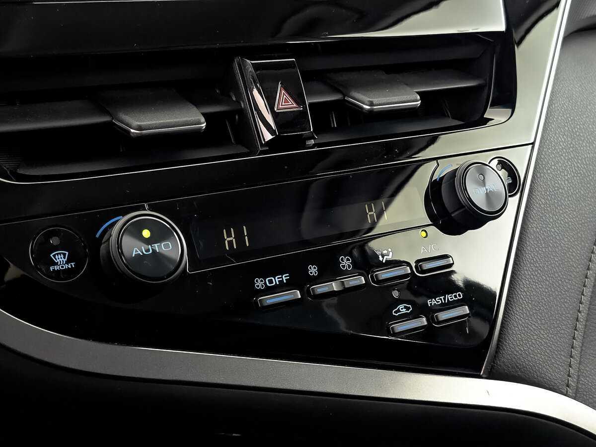 Toyota Camry б/у, 2021, Автоматическая. Фото: #20