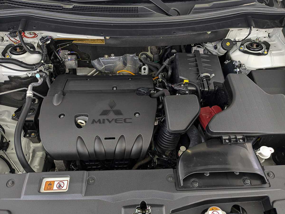 Mitsubishi Outlander б/у, 2022, Вариатор. Фото: #8