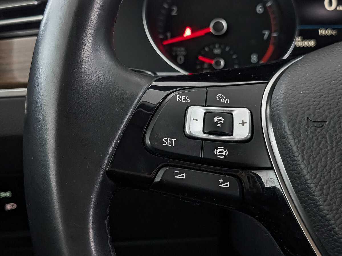 Volkswagen Passat б/у, 2019, Роботизированная. Фото: #27