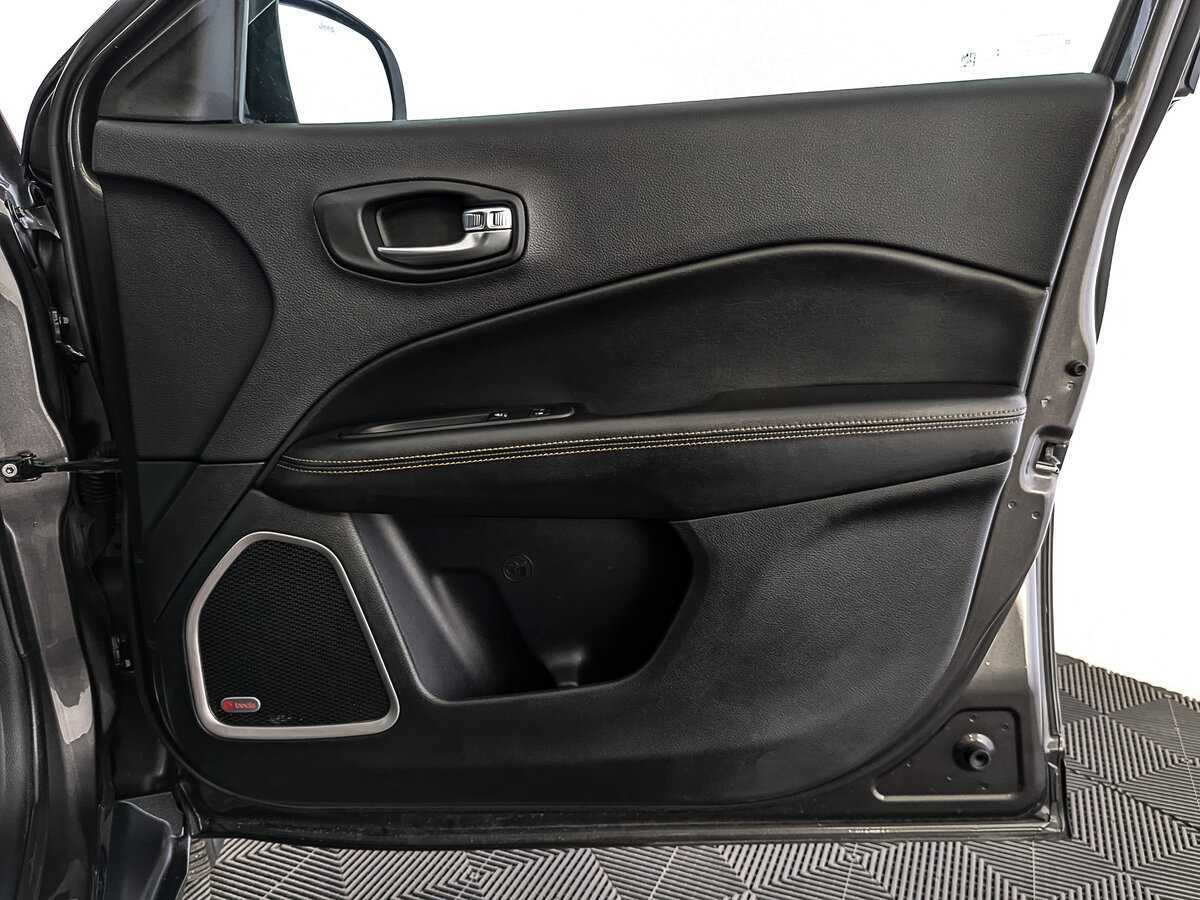 Jeep Compass б/у, 2018, Автоматическая. Фото: #23