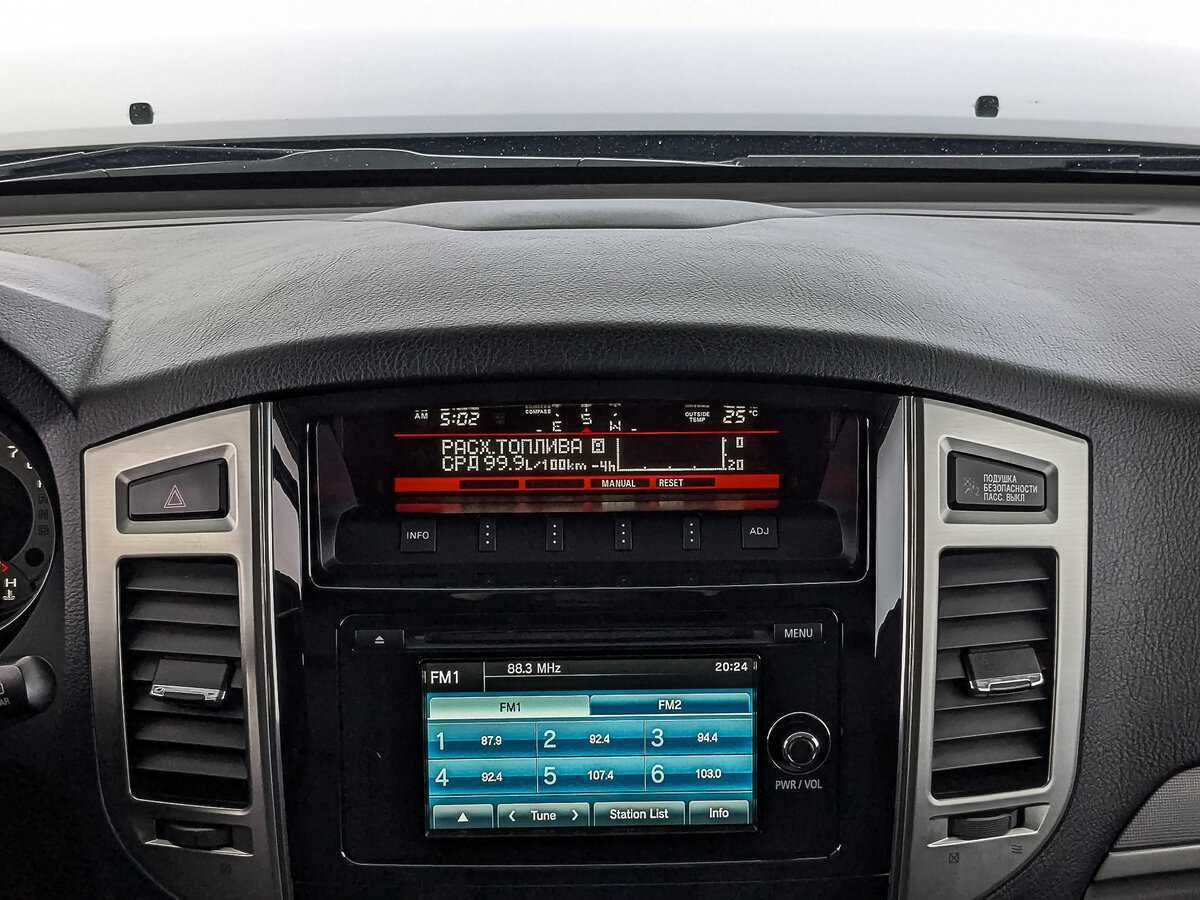 Mitsubishi Pajero б/у, 2018, Автоматическая. Фото: #16